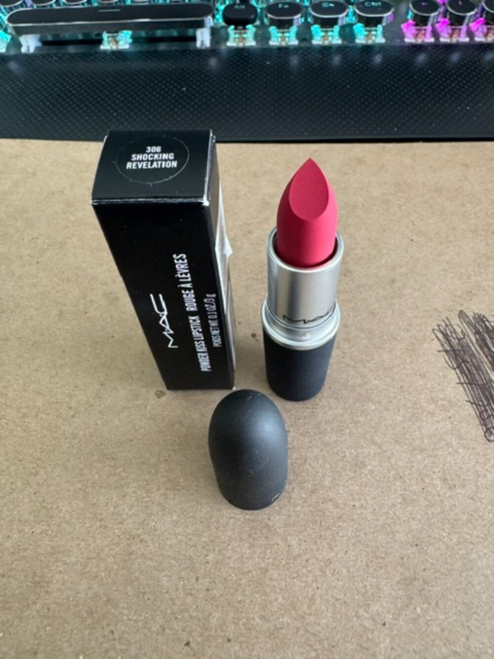 MAC POWDER KISS LIPSTICK - #306 SHOCKING REVELATION - Picture 2 of 2